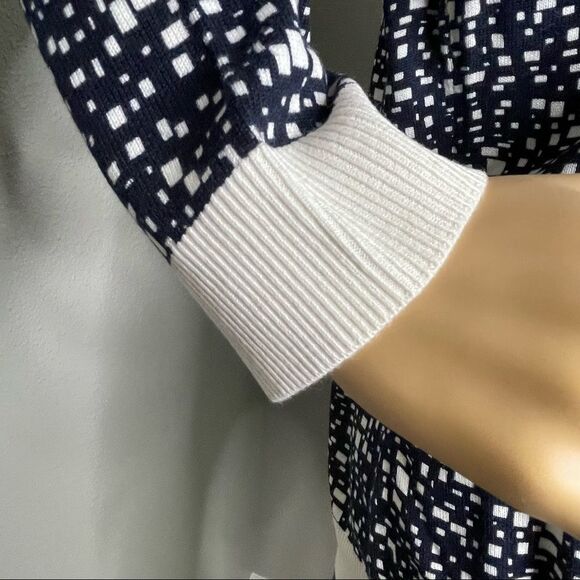 Nue Options Women’s Long Sleeve Button Down Cardigan Navy Blue and Off White 2X - Picture 10 of 13